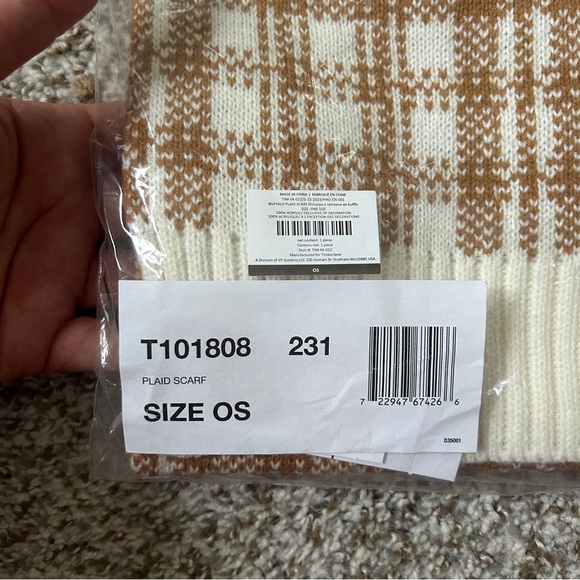 Timberland Buffalo Plaid Tan White Knit Unisex Winter Scarf NWT Fall Casual - Picture 6 of 6